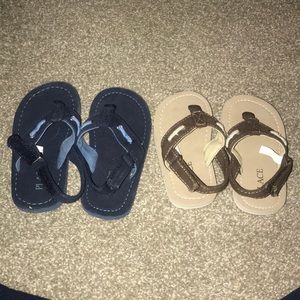 Children’s Place Sandals 2 pair. Sz 8/9 &6/7 EUC